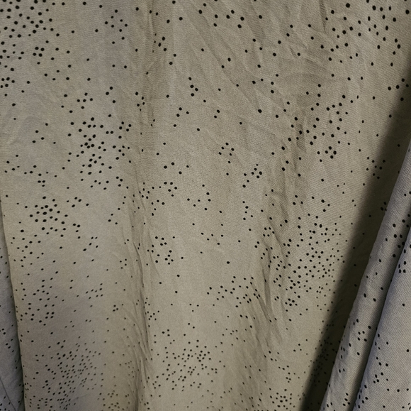 Woman's summer top size 2x (20) - Picture 2 of 6